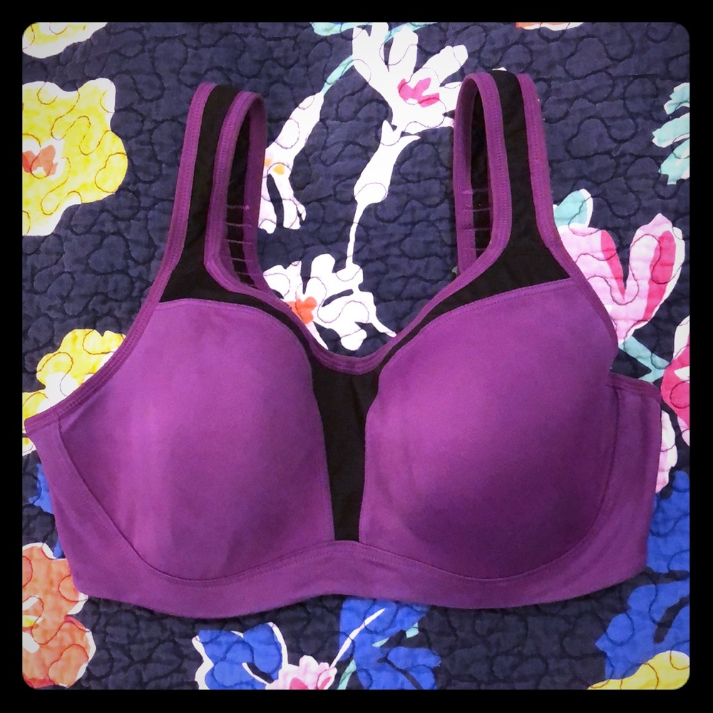 ♣️WACOAL High Impact Sports Bra 34D